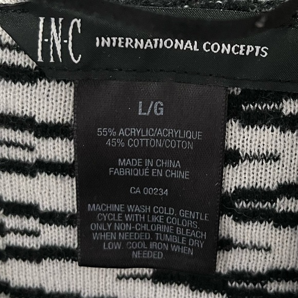 I.N.C. (THE BAY) GEOMETRIC BLACK & WHITE PRINT, DRAPE FRONT CARDIGAN, SZ LARGE. - Picture 3 of 3